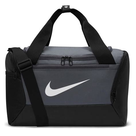 nike jongingspak|extra small nike gym bag.